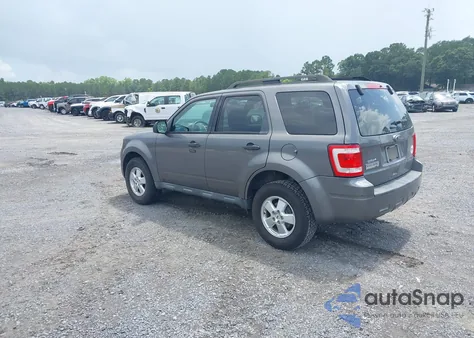 2011 Ford Escape Xlt z USA, uszkodzony, nr VIN 1FMCU9D70BKA79380